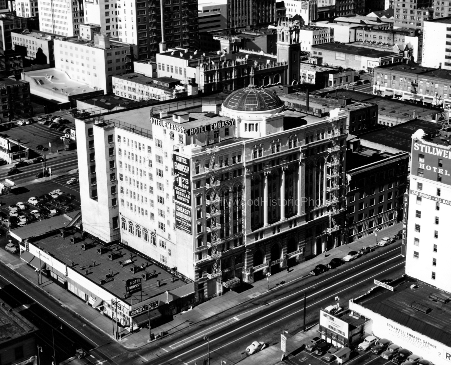 Hotel Embassy 1940 Auditorium 9th St and Grand.jpg